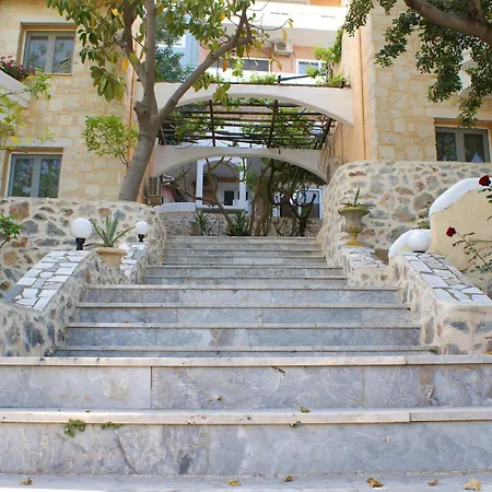 Bali Mare Village ホテル 3*